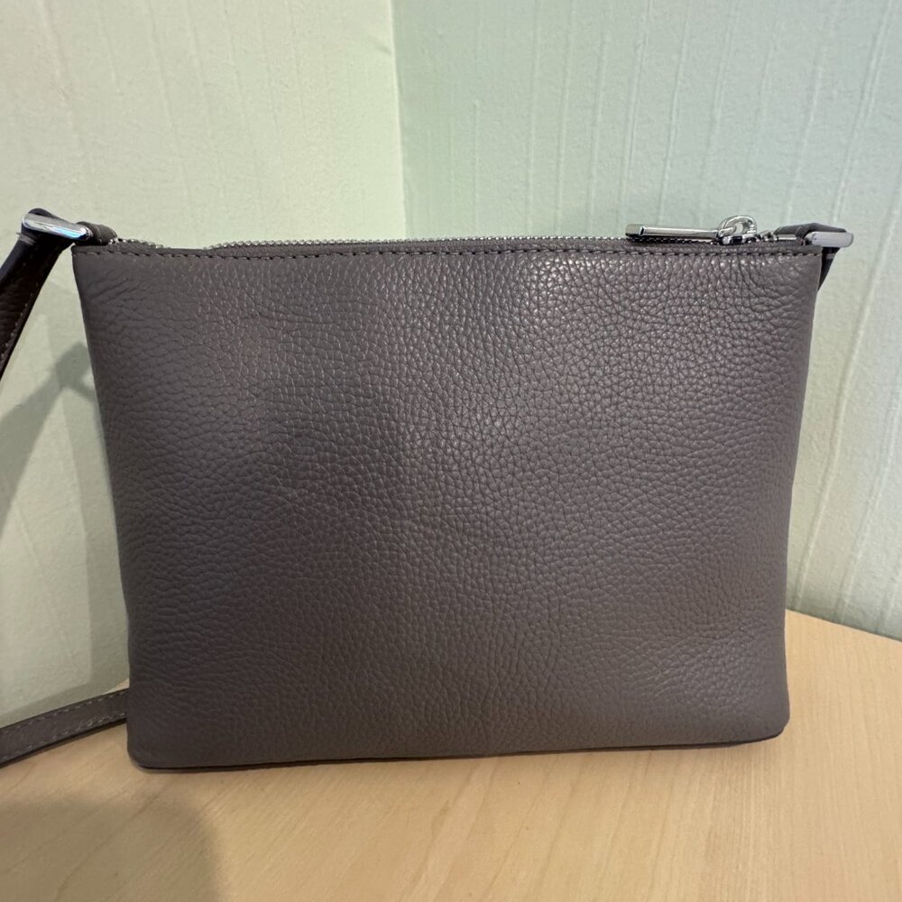 Kate Spade Harlow Crossbody – Pebbled Leather – Hare Grey - Picture 3 of 16